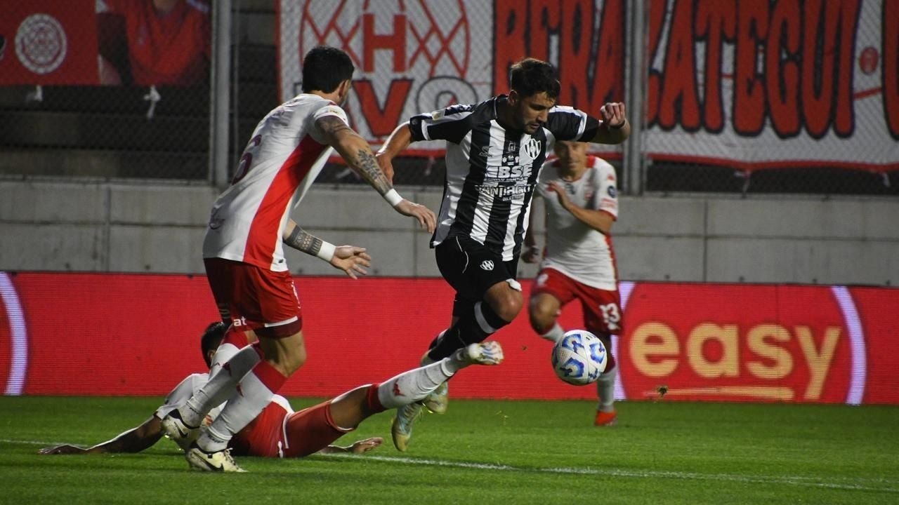 nhan-dinh-soi-keo-huracan-vs-central-cordoba-luc-07h00-ngay-29-10-2024-1