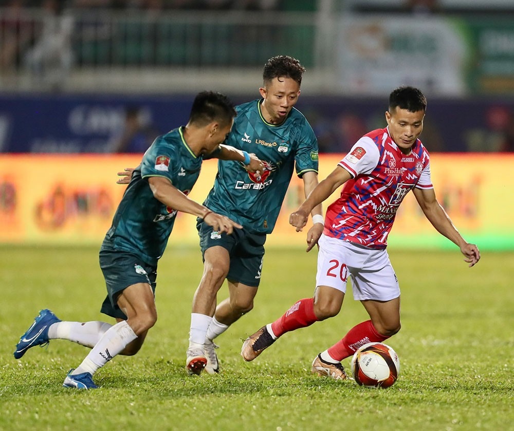 Nhận định soi kèo HAGL vs TP HCM lúc 17h00 ngày 17/1/2025 nhan-dinh-soi-keo-hagl-vs-tp-hcm-luc-17h00-ngay-17-1-2025-1