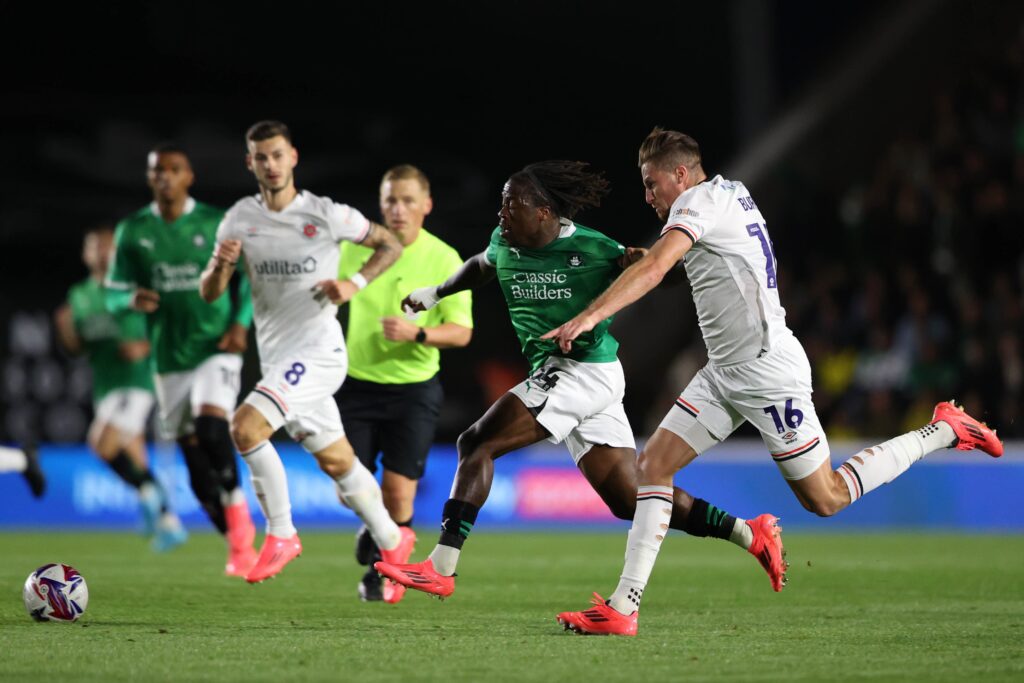Nhận định soi kèo Luton vs Plymouth lúc 02h45 ngày 20/2/2025 nhan-dinh-soi-keo-luton-vs-plymouth-luc-02h45-ngay-20-2-2025-1