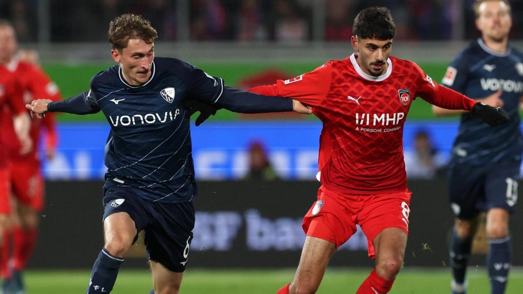 Nhận định soi kèo Heidenheim vs Bochum lúc 01h30 ngày 3/5/2025 nhan-dinh-soi-keo-heidenheim-vs-bochum-luc-01h30-ngay-3-5-2025-1