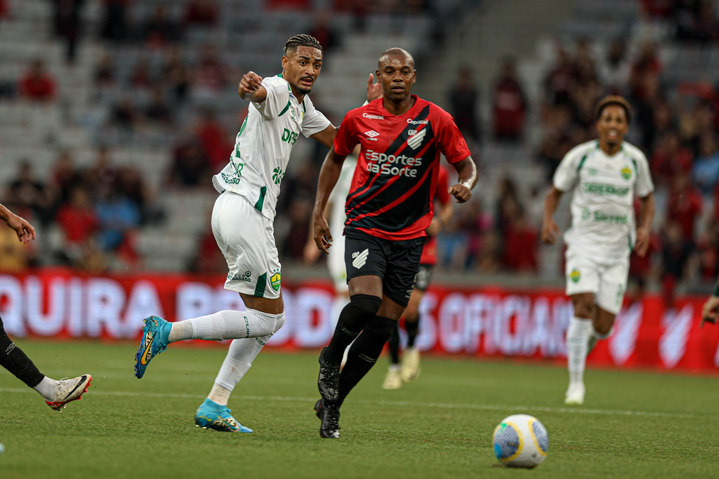 nhan-dinh-soi-keo-paranaense-vs-chapecoense-luc-7h30-ngay-9-5-2025