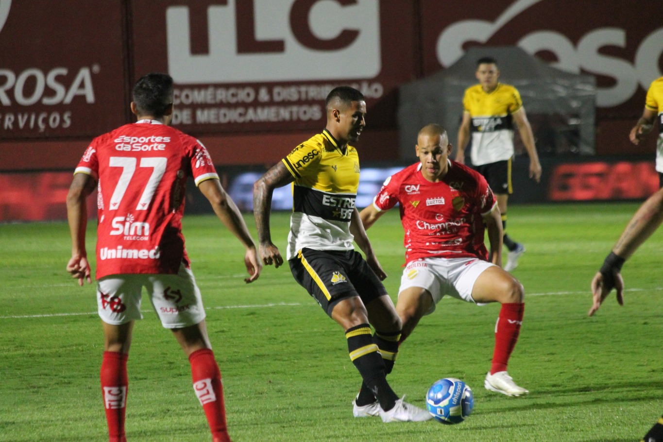 Nhận định soi kèo Criciuma vs Vila Nova lúc 05h00 ngày 10/6/2025 nhan-dinh-soi-keo-criciuma-vs-vila-nova-luc-05h00-ngay-10-6-2025-1