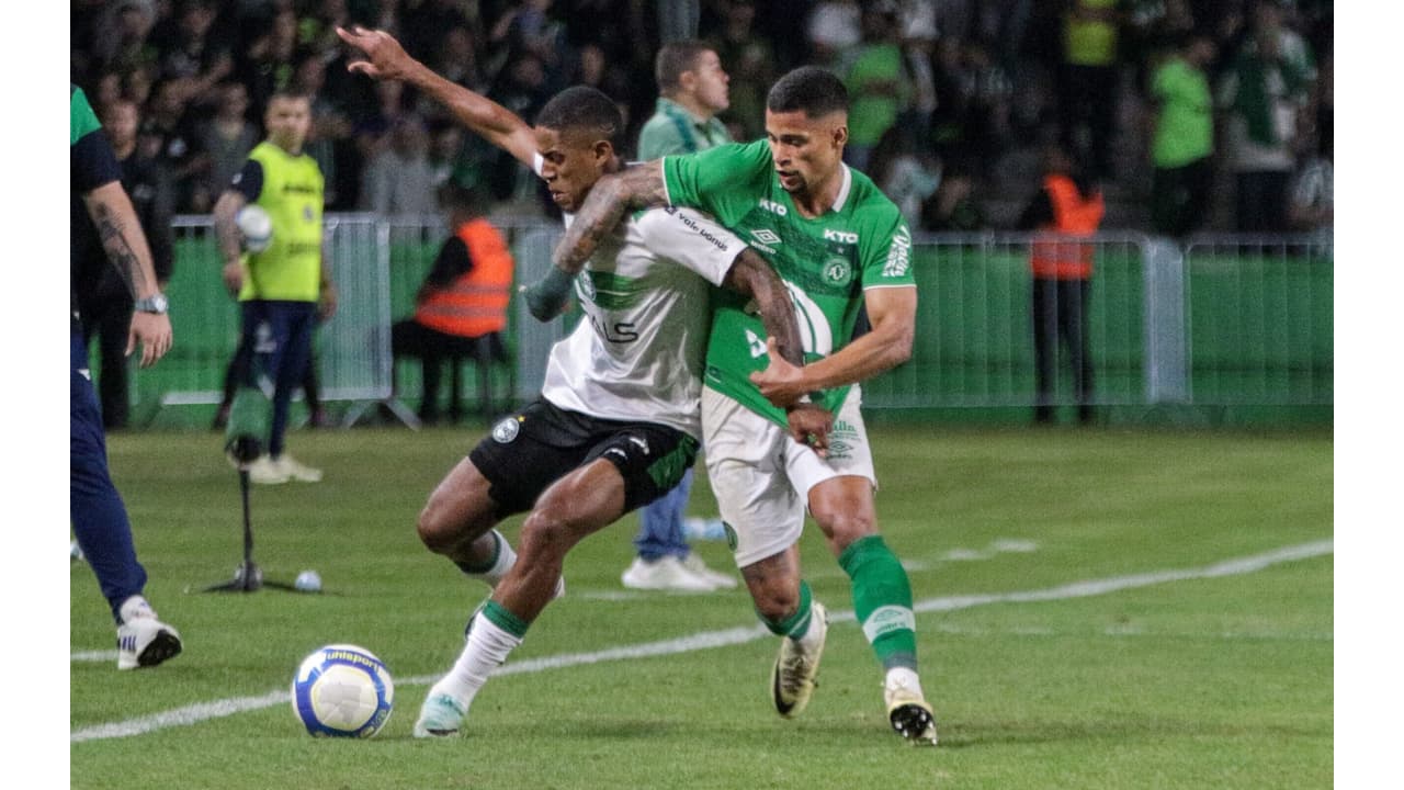 nhan-dinh-soi-keo-coritiba-vs-chapecoense-luc-7h35-ngay-9-8-2025