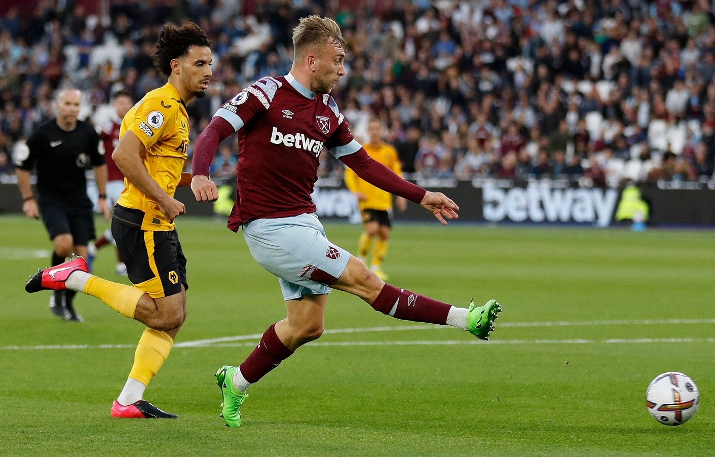 nhan-dinh-soi-keo-wolves-vs-west-ham-luc-01h30-ngay-27-8-2025-1