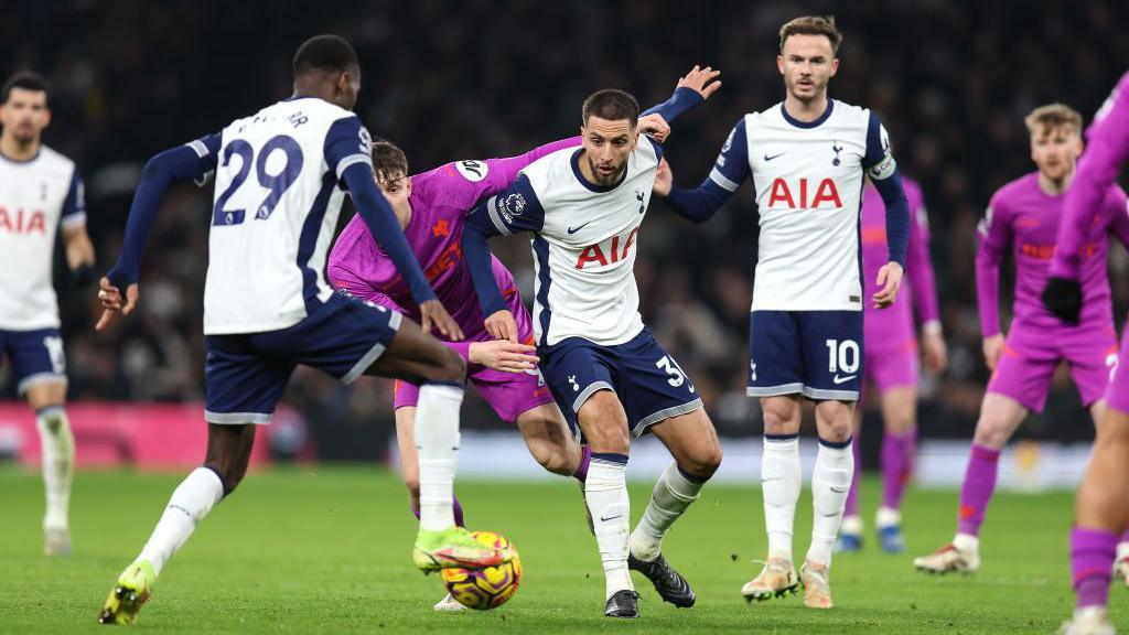nhan-dinh-soi-keo-tottenham-vs-wolves-luc-2h00-ngay-28-9-2025