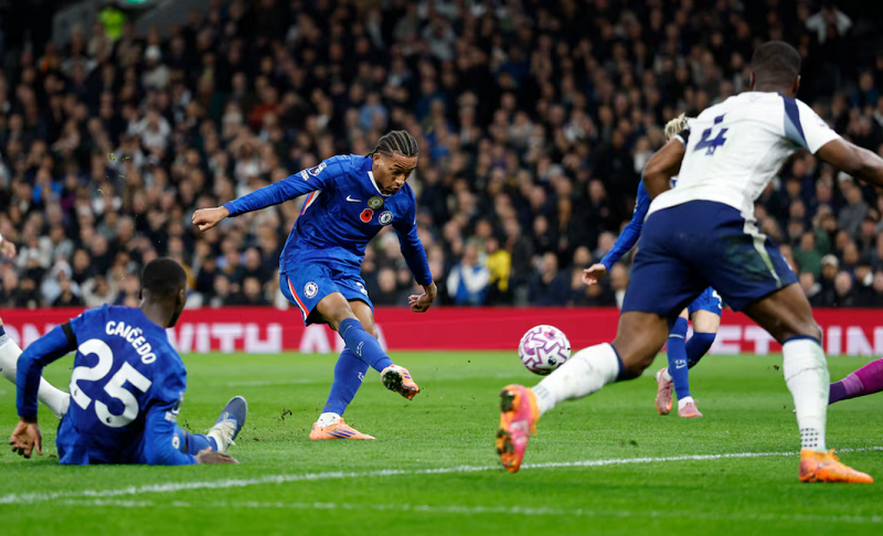 khuat-phuc-tottenham-chelsea-chi-con-cach-top-4-dung-1-diem