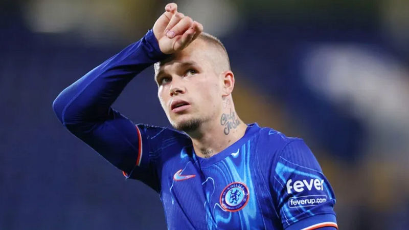 mudryk-xuat-hien-voi-vai-tro-moi-tai-ukraine-trong-thoi-gian-bi-chelsea-treo-gio