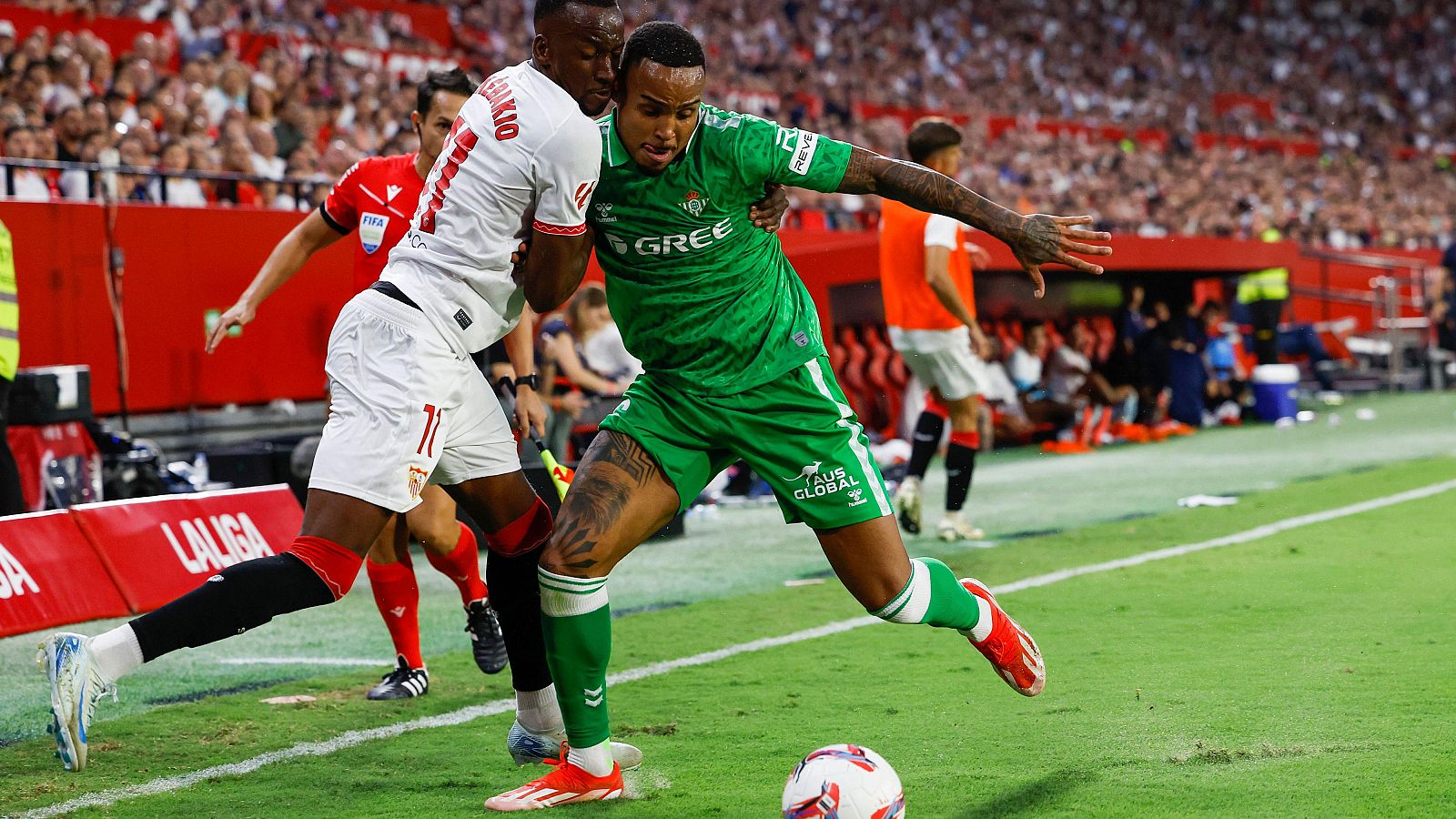 nhan-dinh-soi-keo-sevilla-vs-betis-luc-22h15-ngay-30-11-2025