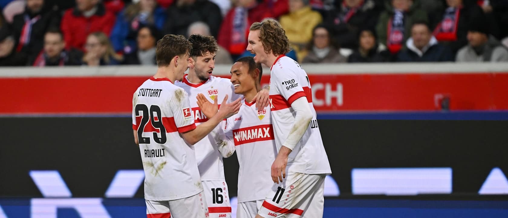 nhan-dinh-soi-keo-stuttgart-vs-feyenoord-luc-03h00-ngay-7-11-2025-1