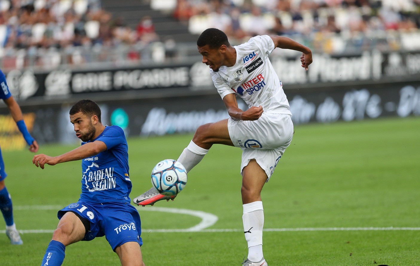 Nhận định soi kèo Amiens vs Troyes lúc 02h45 ngày 3/3/2026 nhan-dinh-soi-keo-amiens-vs-troyes-luc-02h45-ngay-3-3-2026-1